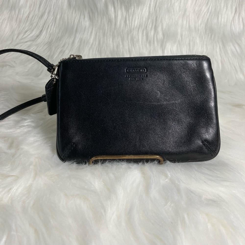 Vintage Coach Black Leather Wristlet Clutch